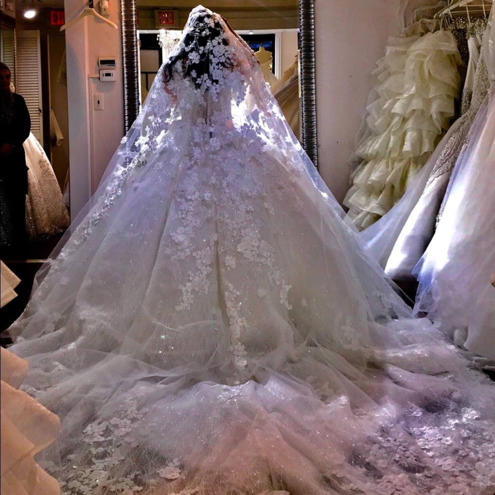 Wedding dress